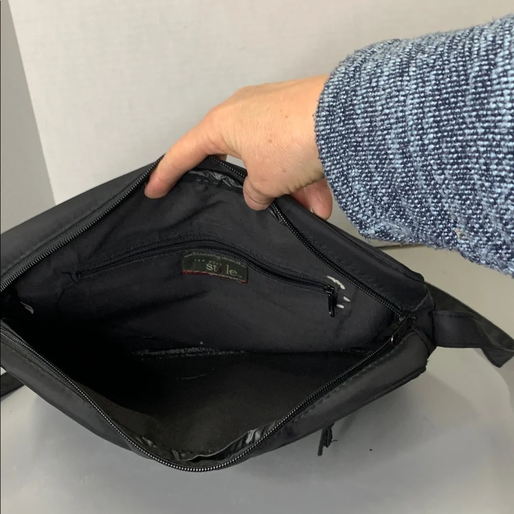 NEW YORK STYLE Classic Messenger Bag